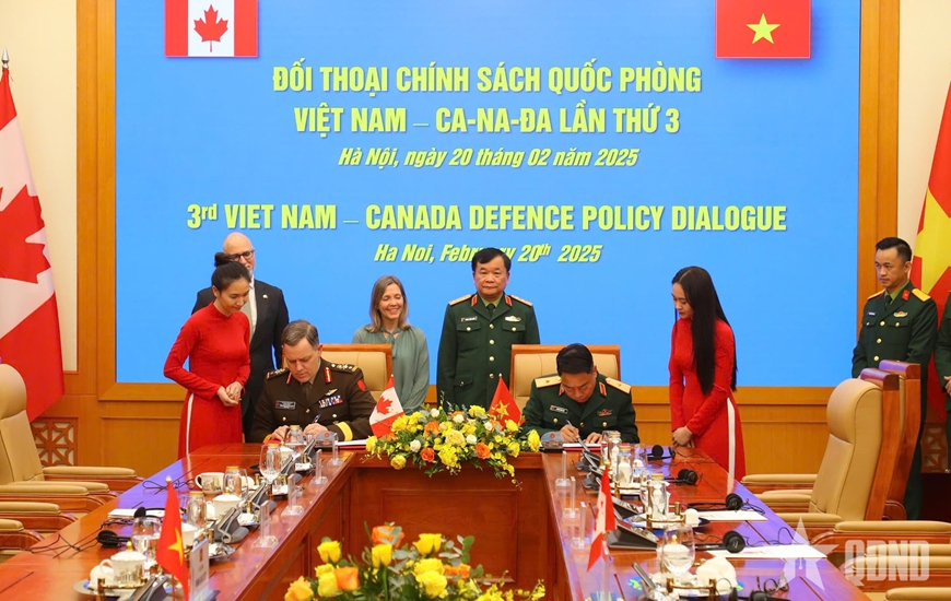 /UploadStore/admin/250220 Doi thoai QP Viet Nam Canada/06.jpg